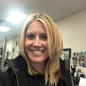 Meet your Posher, Carla